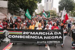 Leia mais sobre o artigo Artigo | “Nascer negro é consequência, ser negro é consciência”