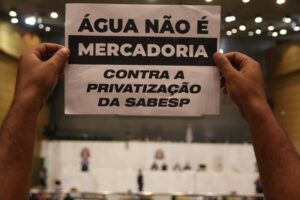 Leia mais sobre o artigo Contra a privatização da Sabesp: lutar em defesa do patrimônio público não é crime, é uma necessidade urgente!