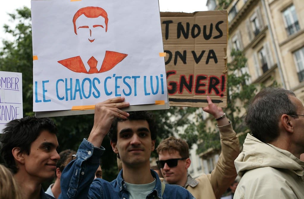 Artigo | França à esquerda: a mensagem das eleições