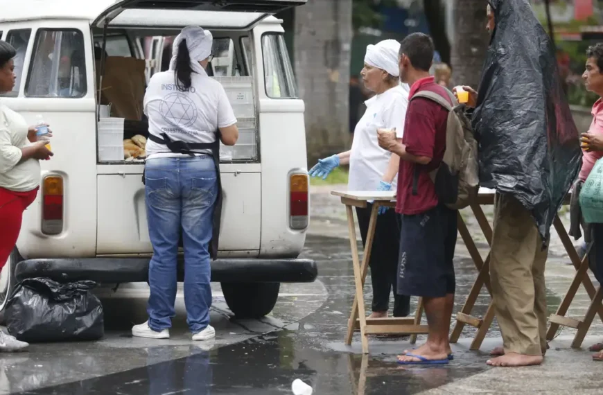 Artigo | Na cidade mais rica do país, mais da metade da população vivencia insegurança alimentar em suas casas